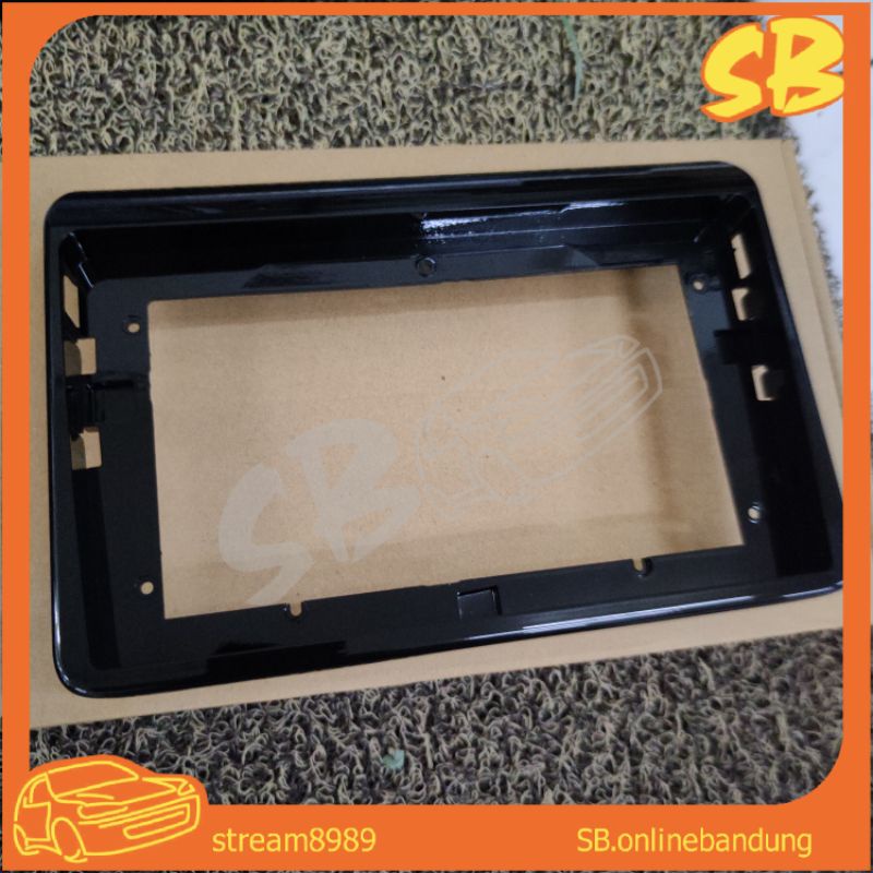 Frame Headunit Android Suzuki New Ertiga 9 inch