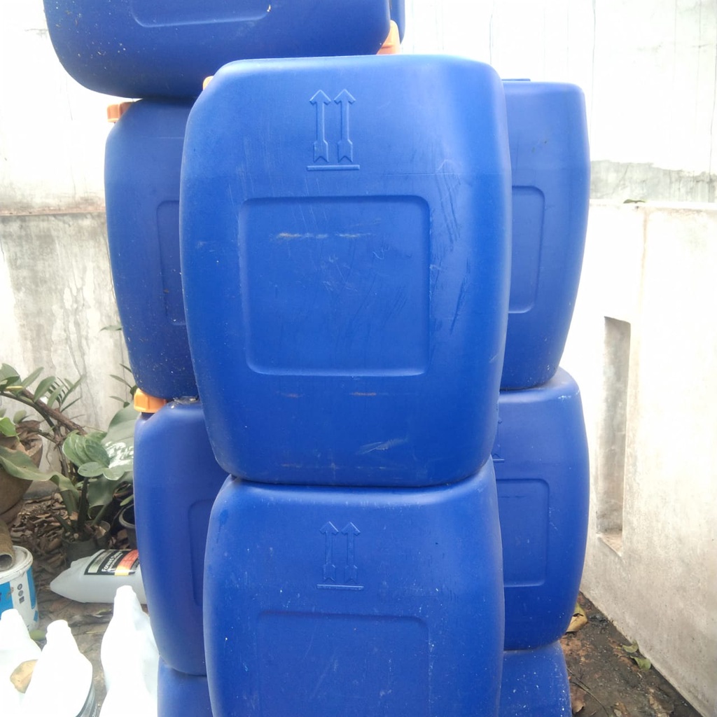 Jerigen 20, 25 dan 30 Liter Bekas