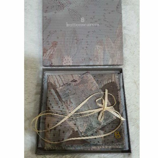 PRELOVED BUTTONSCARVES OPUNTIA MINT