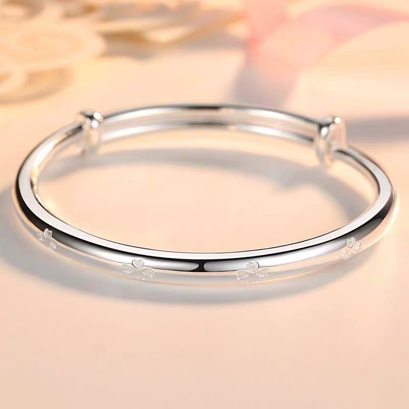 Gelang Desain Daun Clover Bahan Stainless Steel Lapis Silver Untuk Wanita