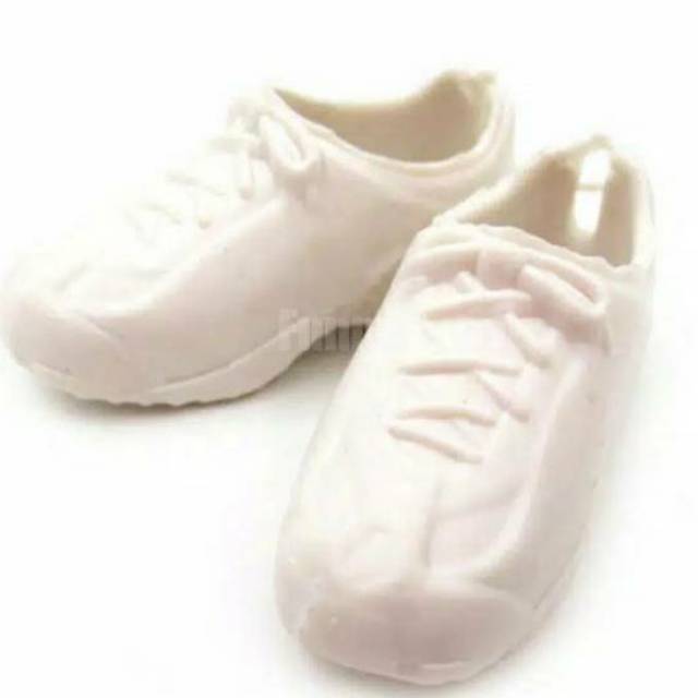 Sepatu Boneka Ken