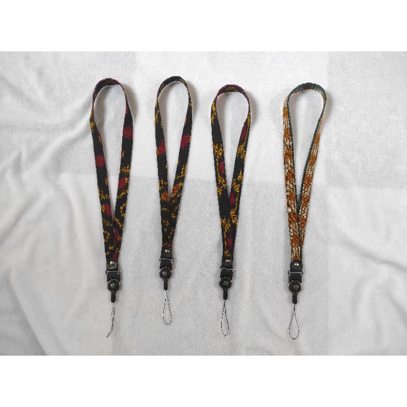 

LANYARD TENUN + karet pod