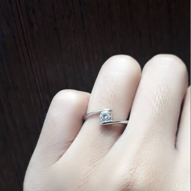 Cincin berlian Solitaire