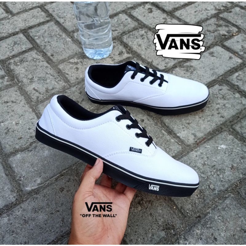 Sepatu all star-sepatu Converse-sepatu-converse-bisa bayar ditempat-Vt putih sol hitam