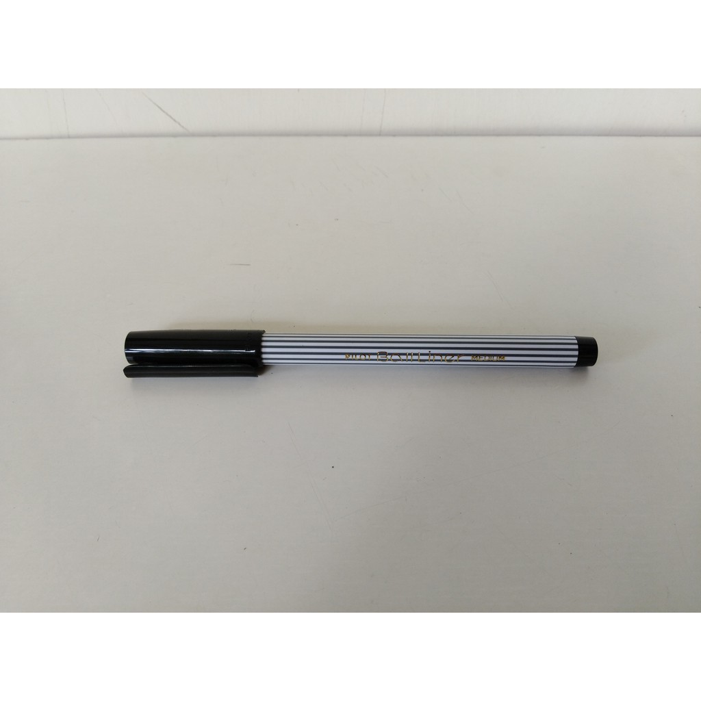 

Spidol Pilot Ball Liner Black Medium 0,8 mm