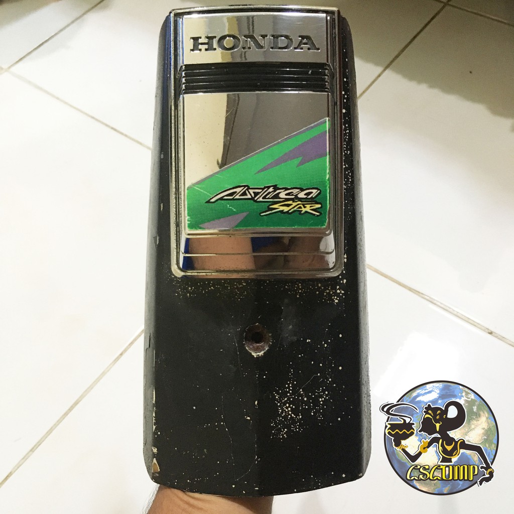 Panel Dada dan Emblem Panel Dasi Honda Astrea star