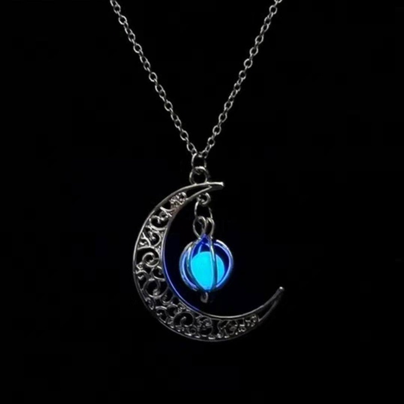 Charm Moon In The Dark Glowing Stone Necklaces Neo-Gothic Luminous Pendant Necklace For Women Jewelry Christmas Gifts