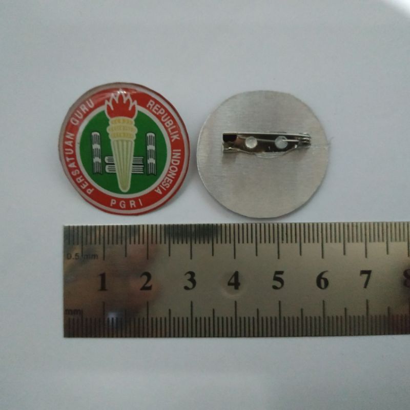 Pin PGRI lencana PGRI