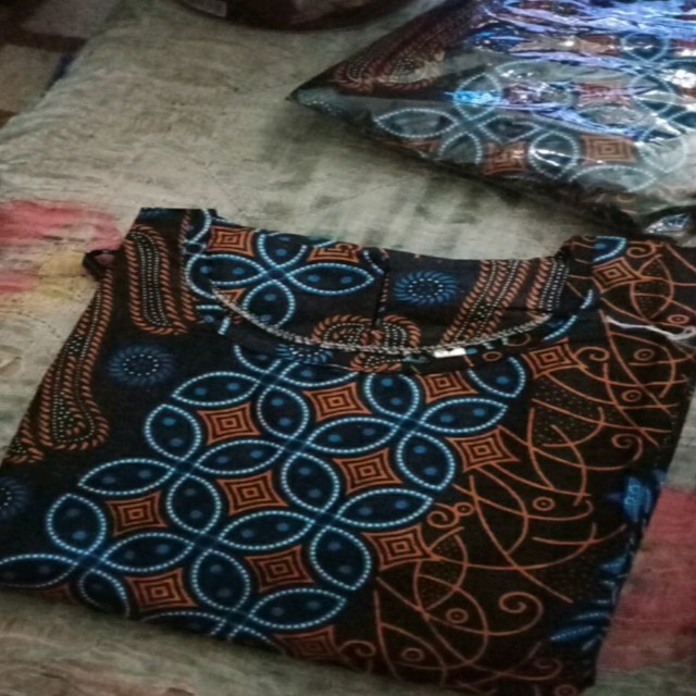 Batik  Couple Keluarga Sania Ruffle Ori Ndoro Jowi Dnt Mataran