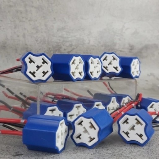 SOKET KABEL RELAY KLAKSON &amp; LAMPU KAKI 4 &amp; 5 KERAMIK