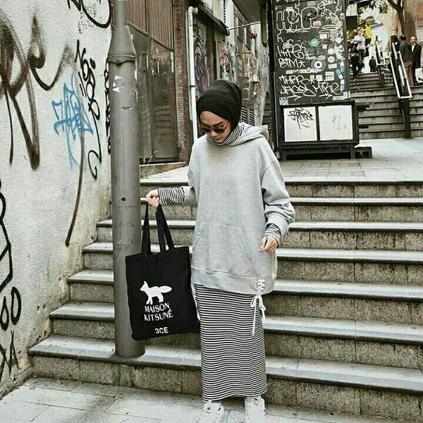 BUSANA MUSLIM WANITA           FASHION WANITA FASHION MUSLIMWANITA. BUSANA MUSLIM WANITA. BAJU