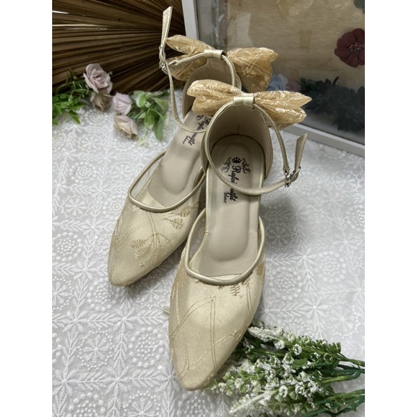 sepatu Rafaizoutfit valia model pita warna gold tinggi 7cm