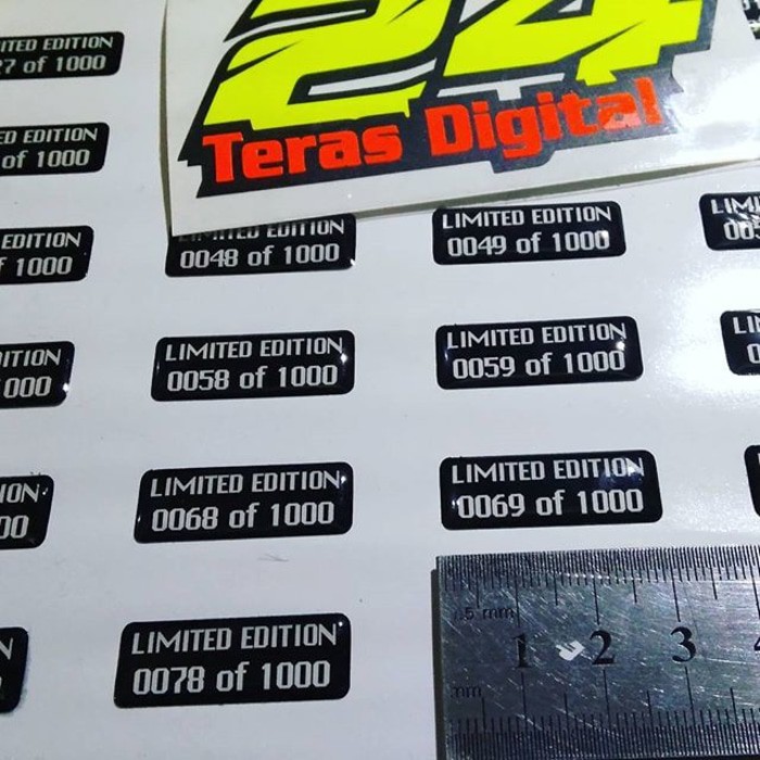 

Sticker timbul resin limited edition of 1000