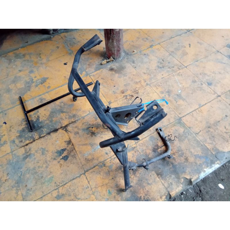 breket fairing ninja 250 karbu