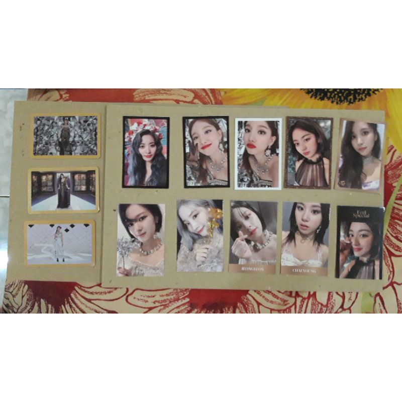 PC OFFICIAL TWICE ALBUM FEEL SPECIAL