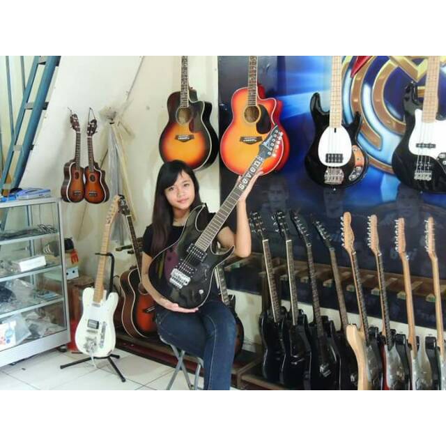 GITAR ELEKTRIK IBANEZ SEVEN