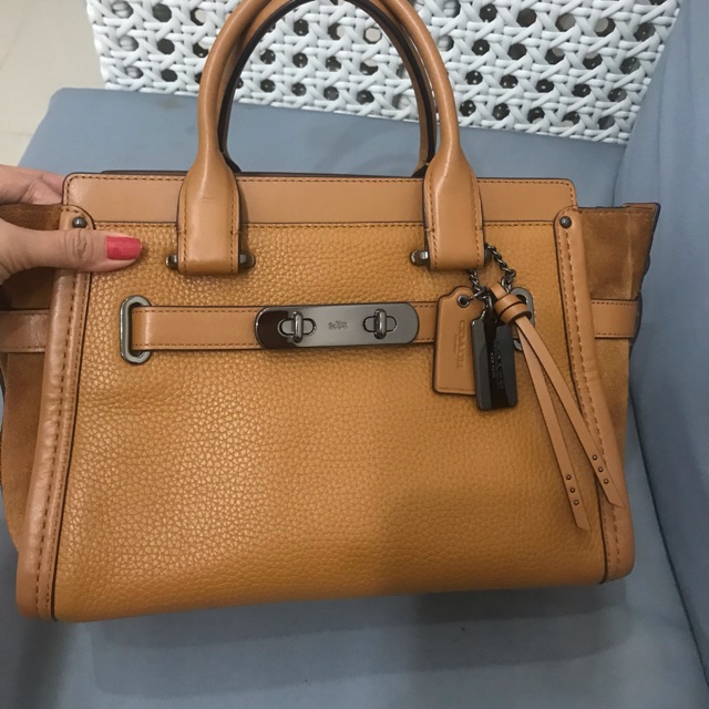 Preloved coach swagger 27