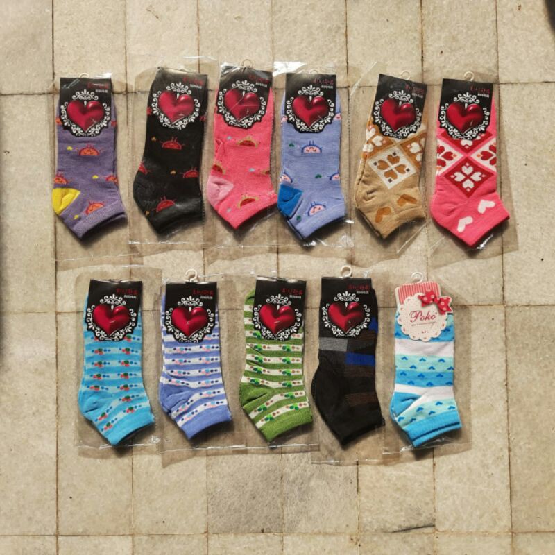 Kaos kaki sport perempuan semata kaki motif warna