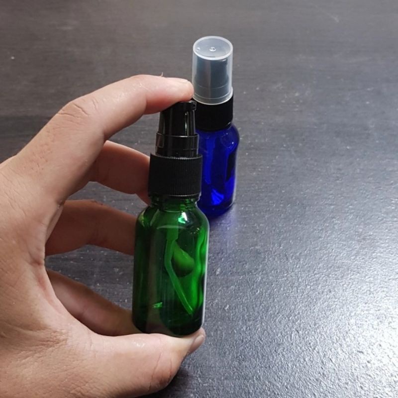 botol kaca 15ml pump hitam / botol kaca 15ml biru/hijau treatmentpump