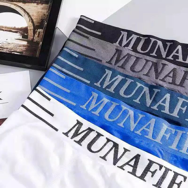 Munafie Boxer
