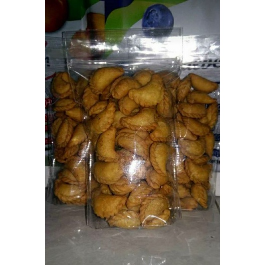 

pastel isi abon