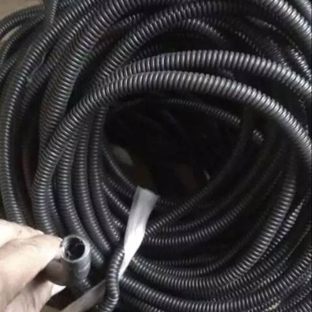 Selang pembukus kabel mobil universal