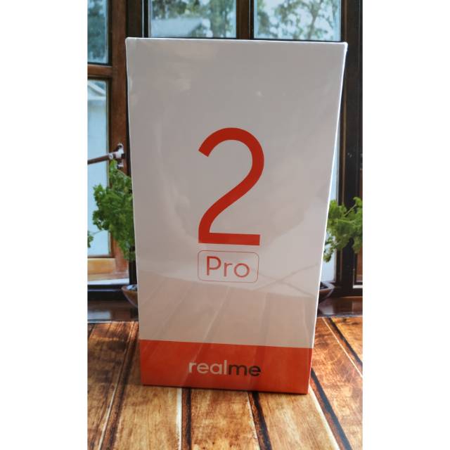 RealMe 2 PRO RAM 4GB 64GB Garansi Resmi