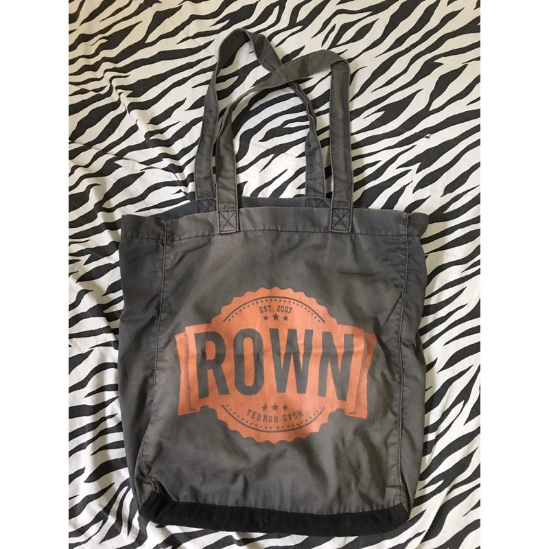 PRELOVED TOTEBAG ROWN DIVISION