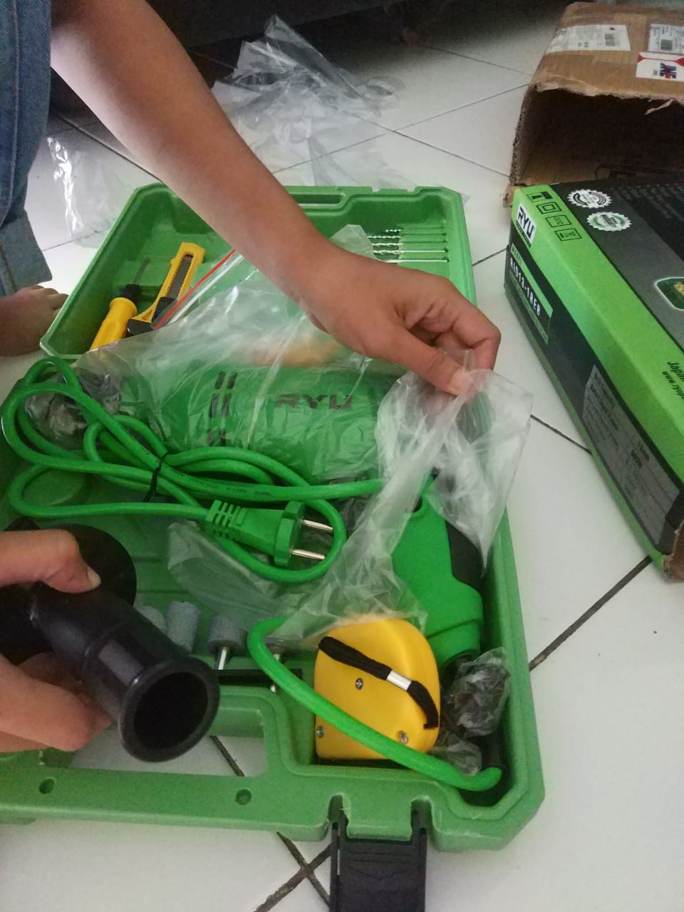 Ryu Mesin Bor Beton 13mm Rid 13-1 Reb Impact Set 27 Pcs