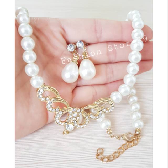 Set kalung fashion mutiara set anting kalung fashion import butiran mutiara putih