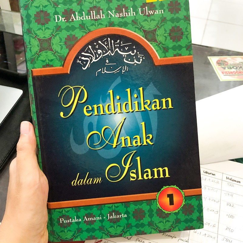 Buku Pendidikan Anak dalam Islam 1 dan 2