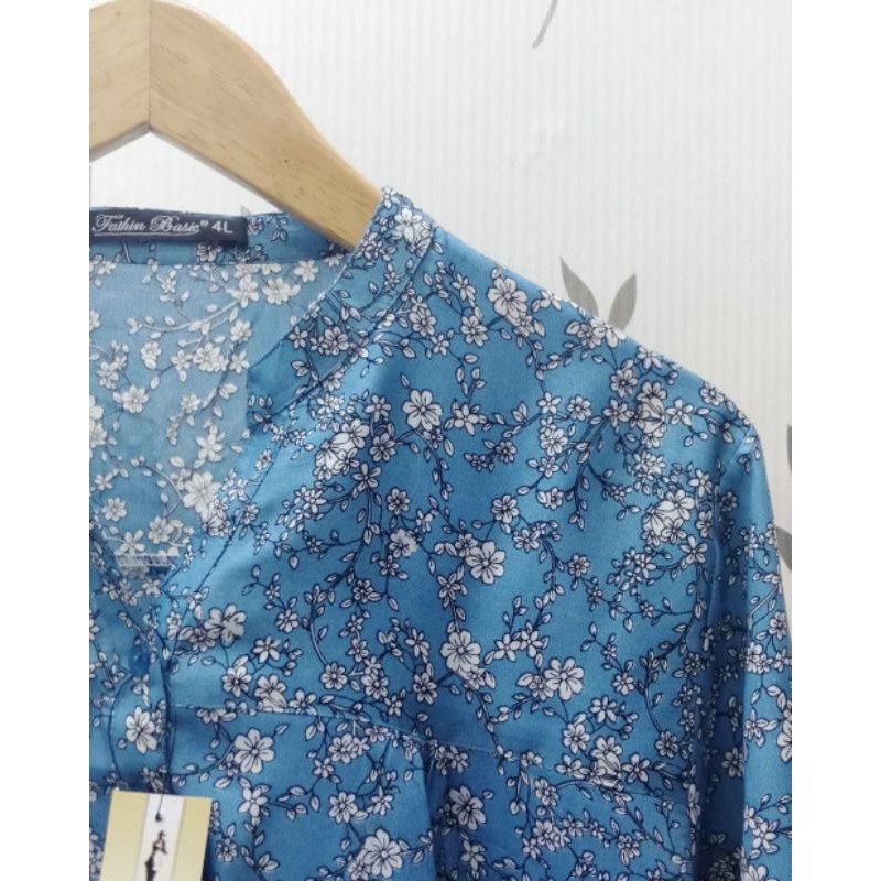 Rayon Motif 0021 - Blouse Katun Rayon - Motif Kembang Kecil - Fathin Basic - SHOPIE Hijabstyle-Biru