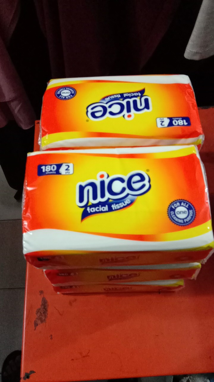 Tissue Nice Facial 180 Sheets Softpack Murah