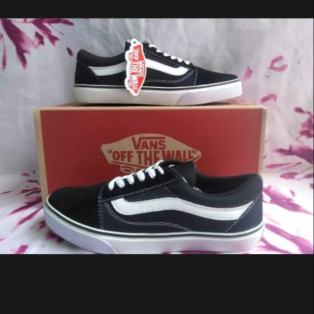 Sepatu Vans old school