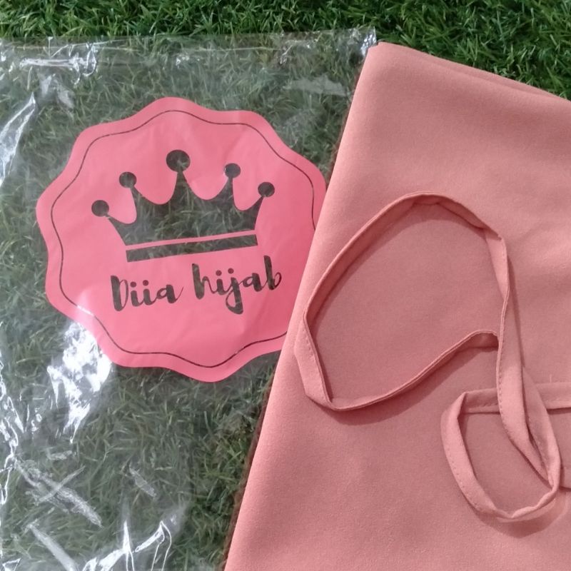 Jilbab Instan Hijab Bergo L Maryam Diamond Cantik Tali Belakang-Mocca