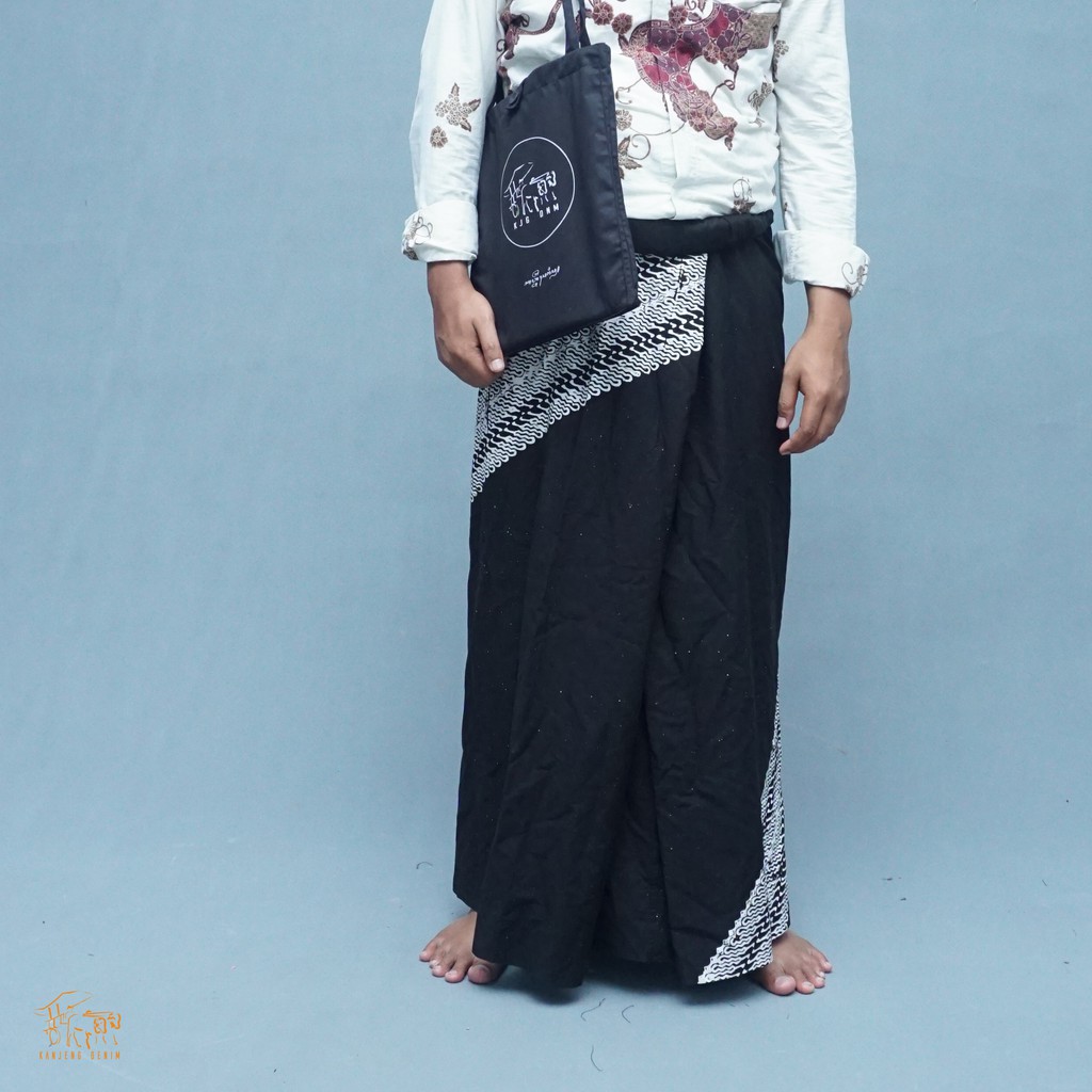 SARUNG BATIK KANJENG MOTIF PARANG CLERET KELENGAN