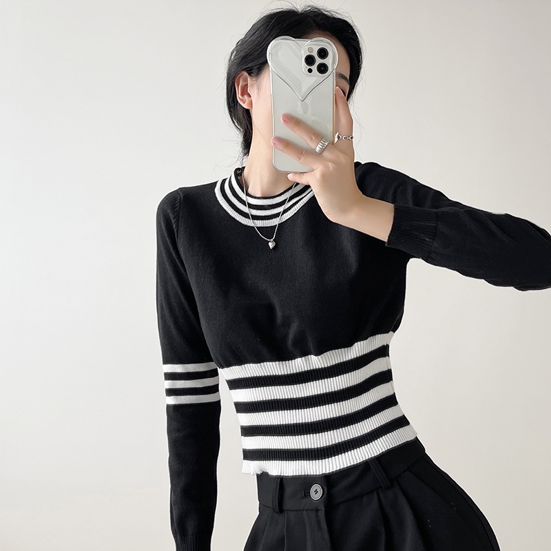 【Elegant】Minimalist Round Neck Pullovers Vintage Stripe Short Knitted Sweaters 7371