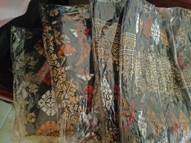 Couple Kemeja Batik Ferdy  Pendek,tannisa Collection