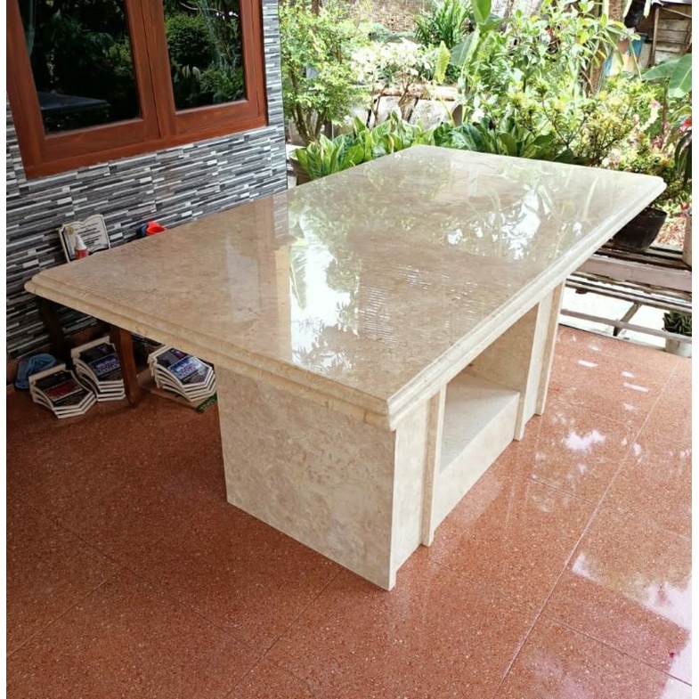 Meja Makan Marmer Tulungagung