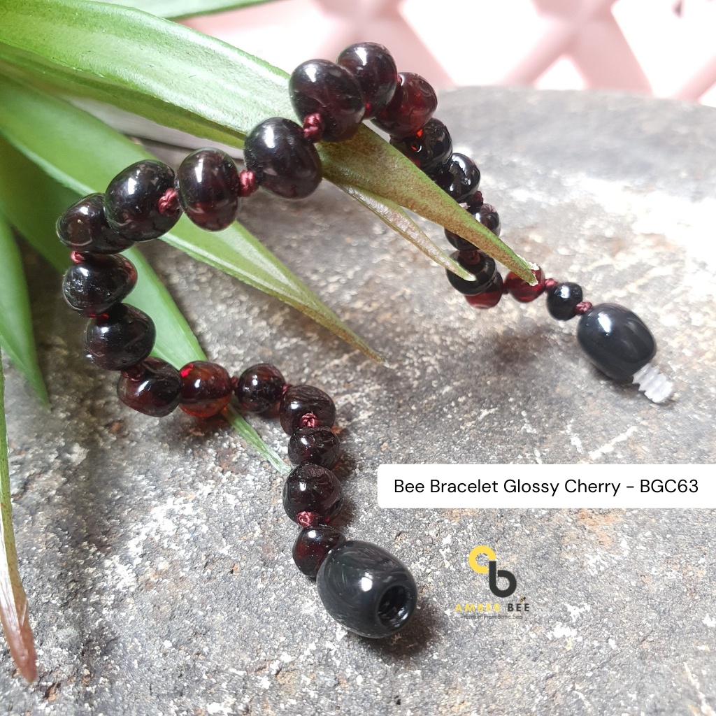 Gelang Amber Anak Premium Glossy Cherry by Amber Bee BMDC115