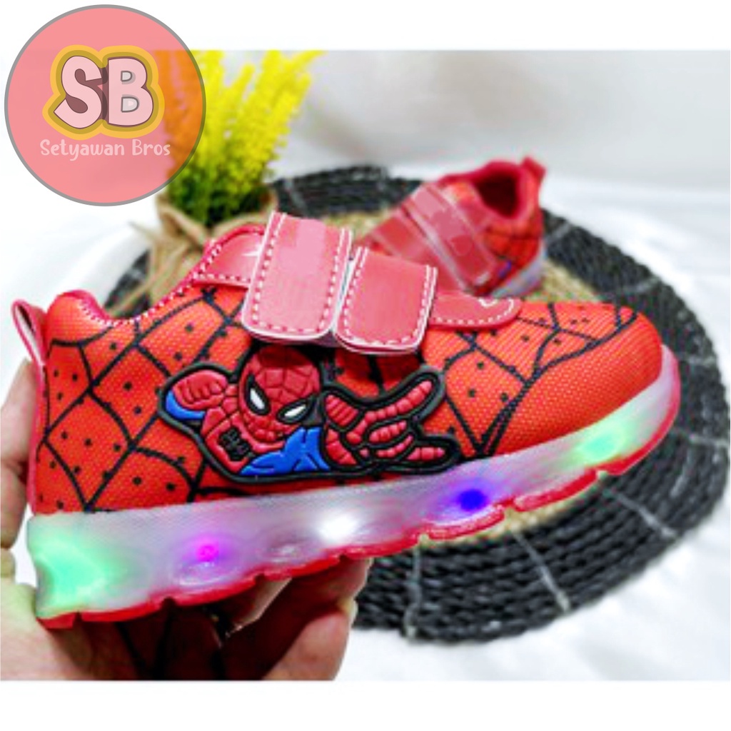 Sepatu Sneakers LED Anak Laki - Laki Motif SPIDERMAN / Sepatu Anak MENYALA