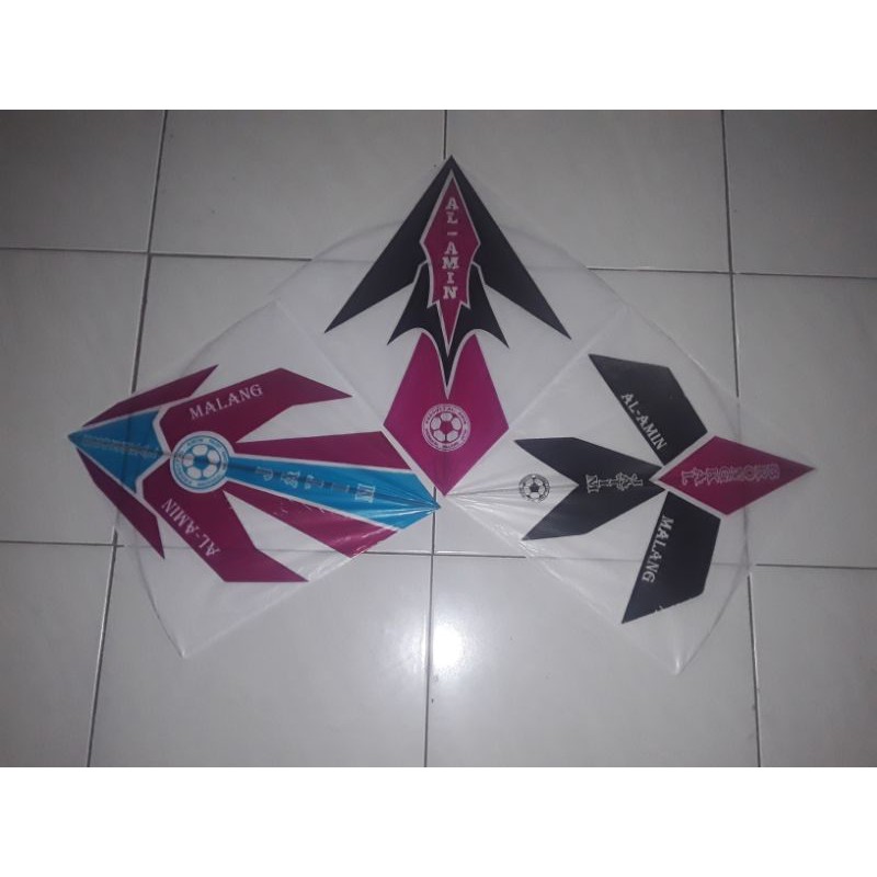 Layangan sukoi super