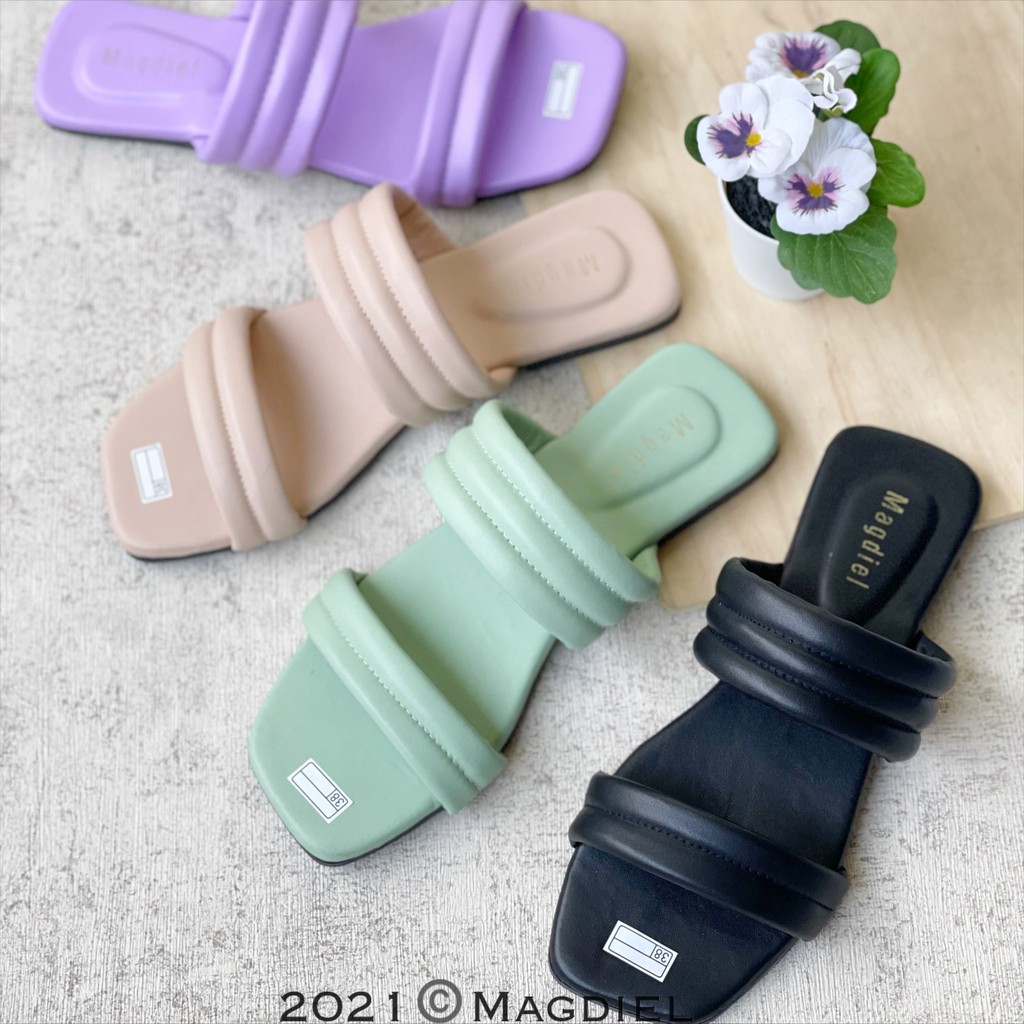 Yoppy - Clara Sandal Wanita Puffy