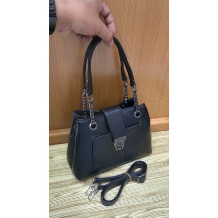 TAS FANILA DUA RUANG size 21x20cm