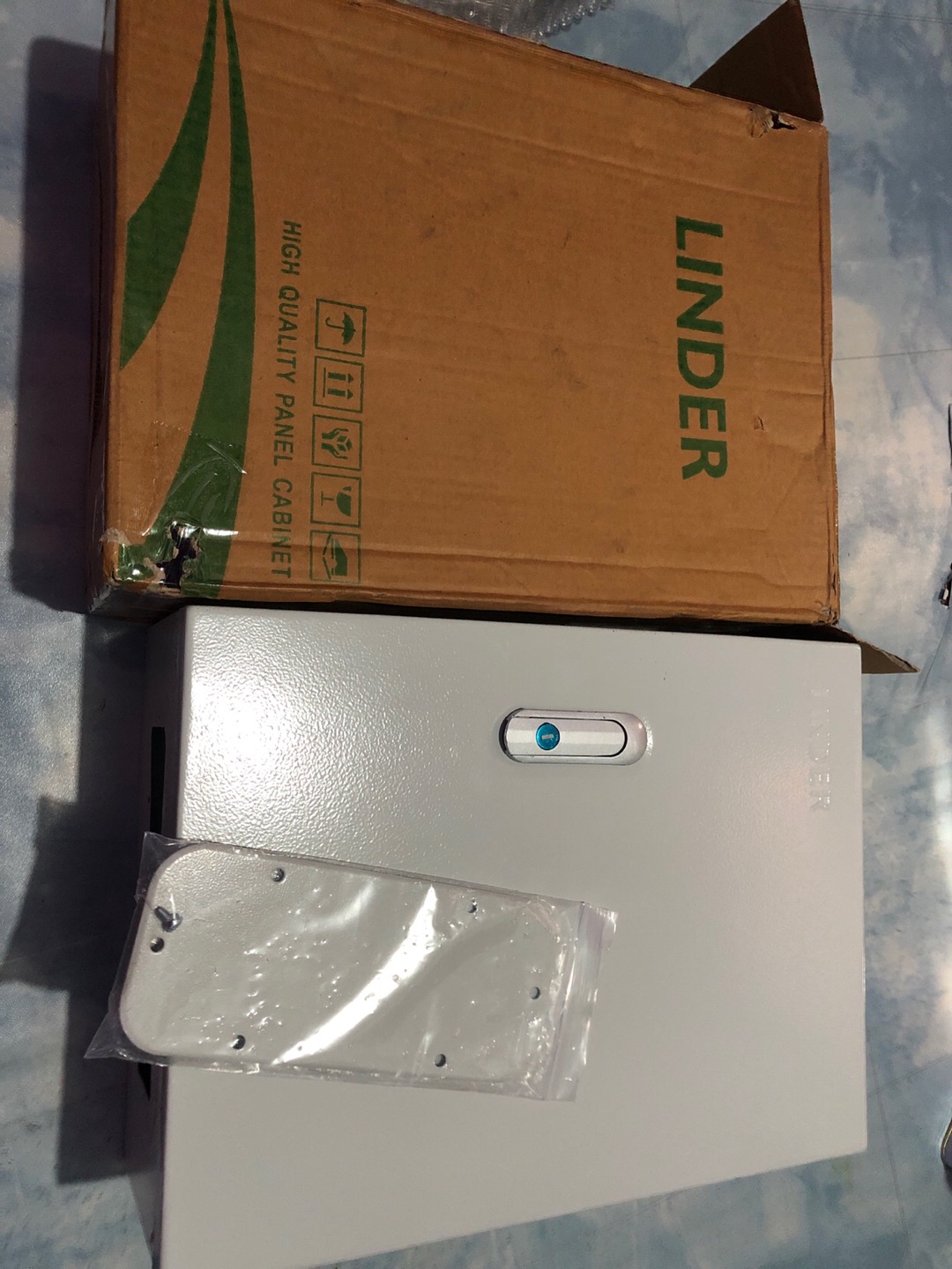 Panel Box 30x40x15 Linder | Panel Instalasi Listrik Linder