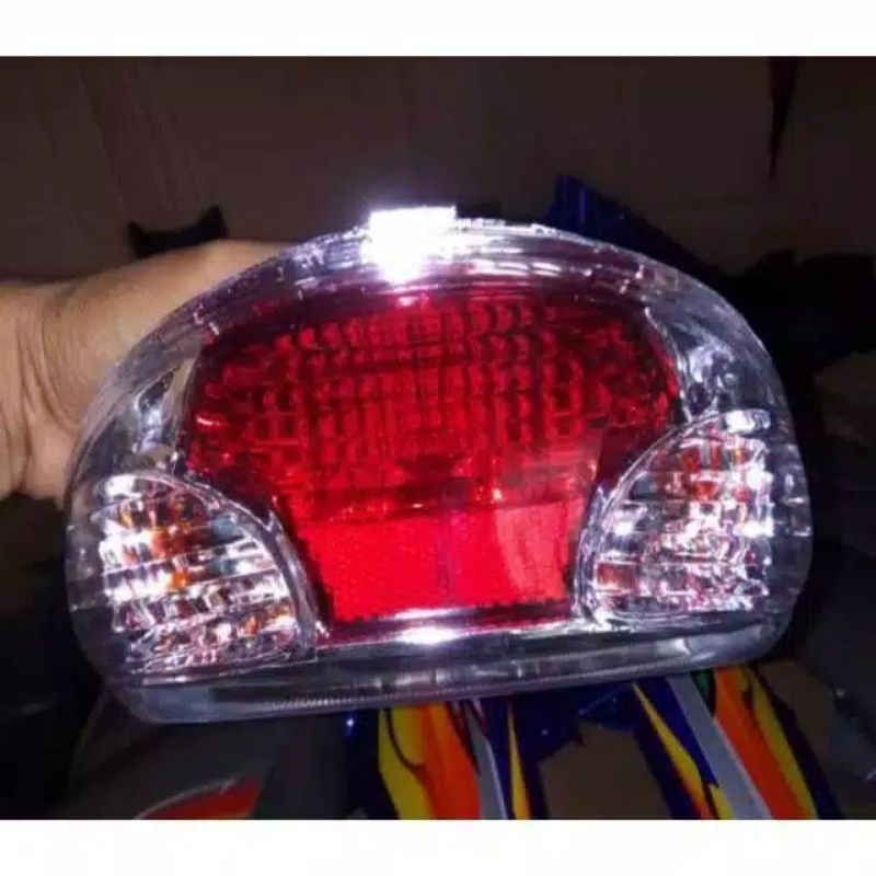 LAMPU BELAKANG JUPITER Z LAMA