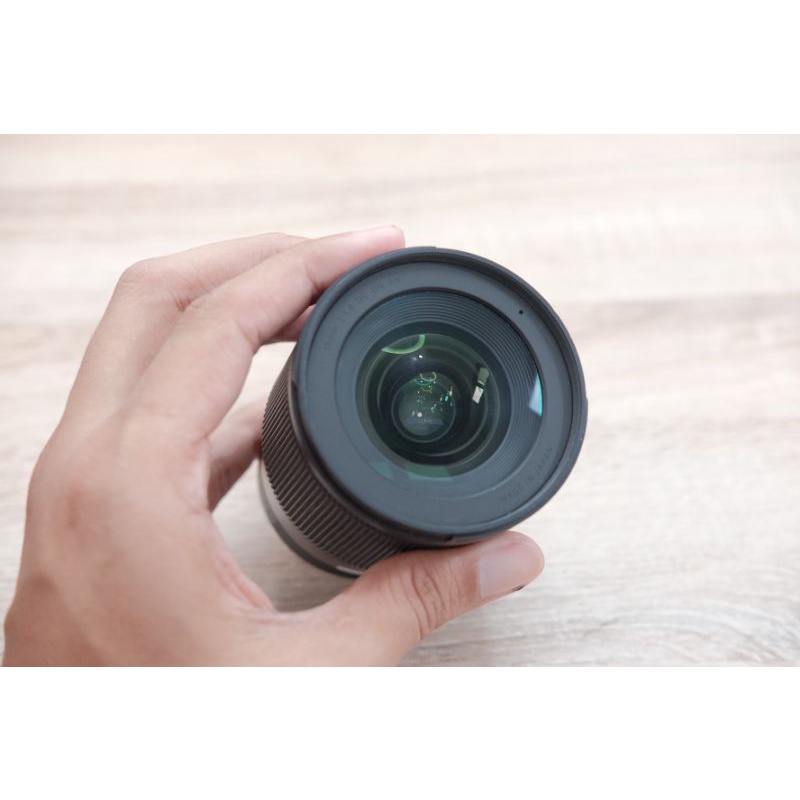 Sigma 16mm f1.4 C untuk kamera mirrorless Sony E-mount