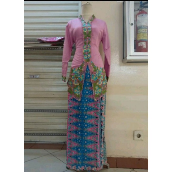 Kebaya Encim Modern Lengan Panjang Kebaya Encim Bordir Kebaya Betawi Modern Kebaya Kartini Kebaya Bordir Kebaya Jumbo Terbaru-Pink