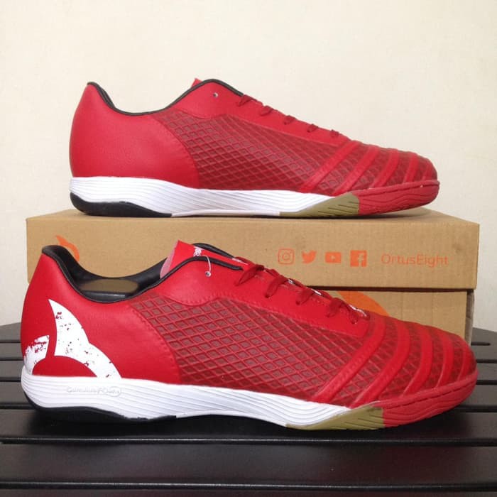 Sepatu Futsal Original OrtusEight Jogosala Maverick Ortred White