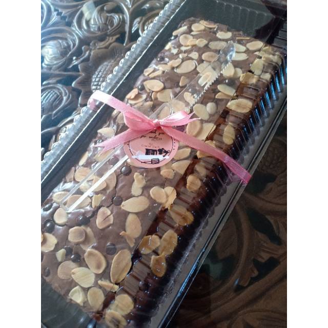 

Brownies fudgy size L by cemilan encik